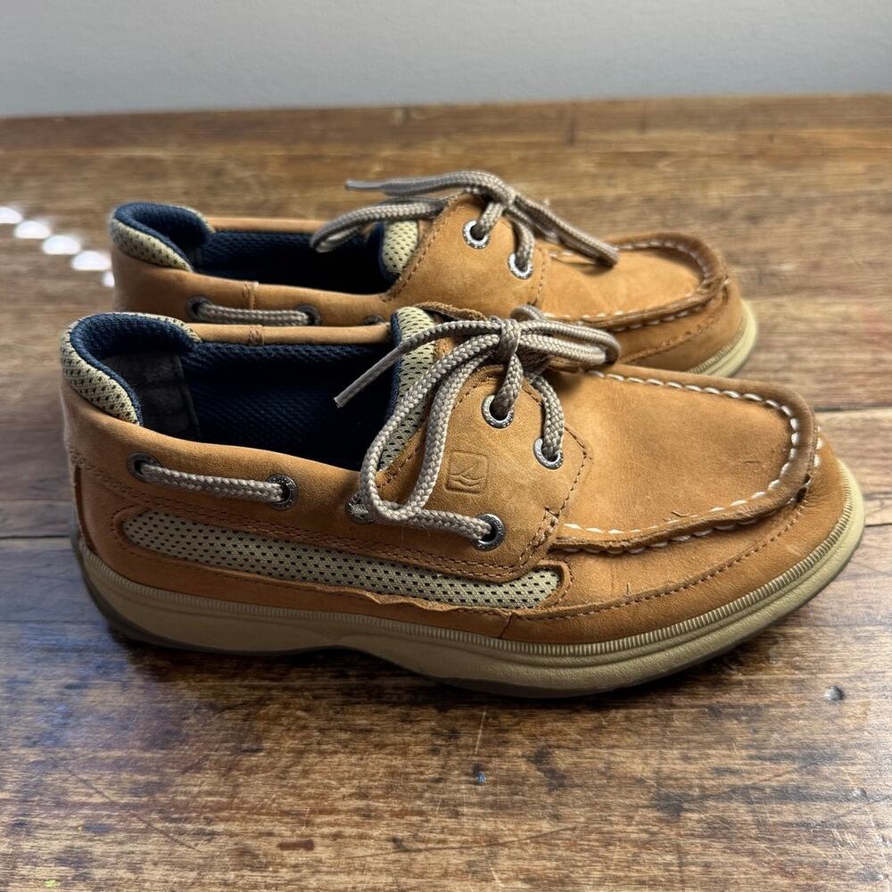 Sperry Boat shoes boys size 13.5
